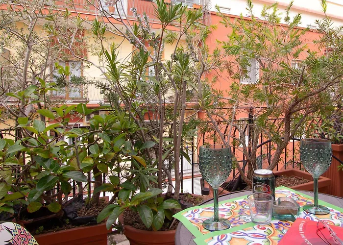 Private Room, Kitchen Corner And Balcony Habitación en casa particular Bari