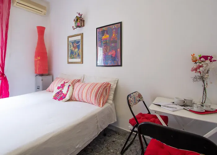 民宿 Private Room, Kitchen Corner And Balcony *